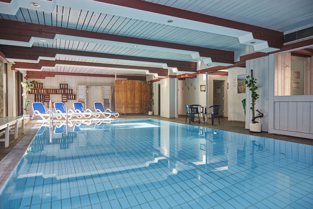 Flair Hotel Weinstube Lochner - Property Image 7