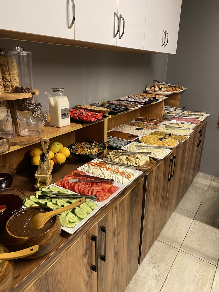 Zeyn Hotel Istanbul - Image 89