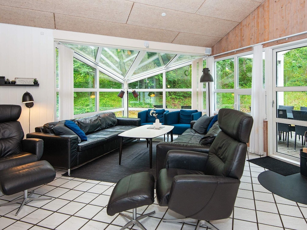 12 Person Holiday Home in Glesborg