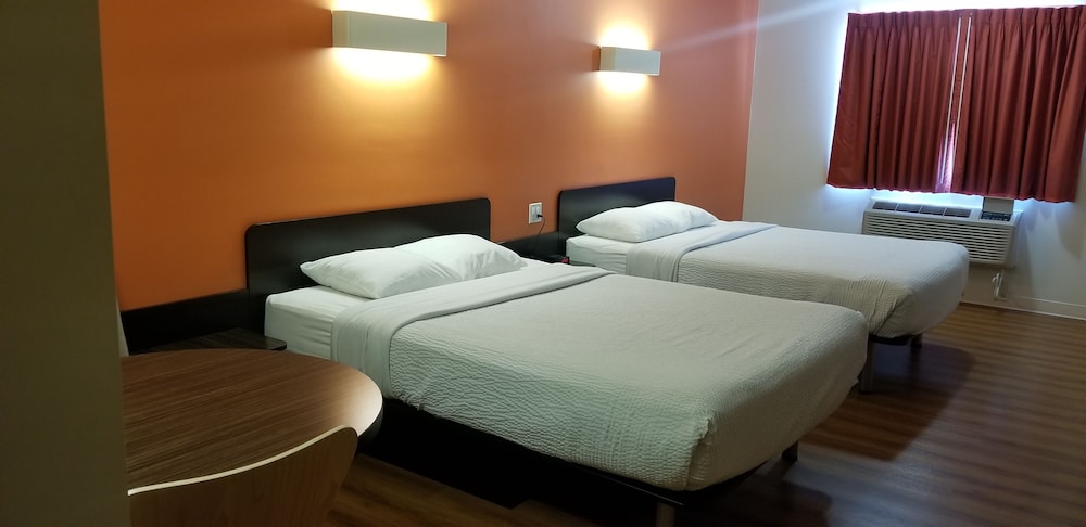 Joys Inn