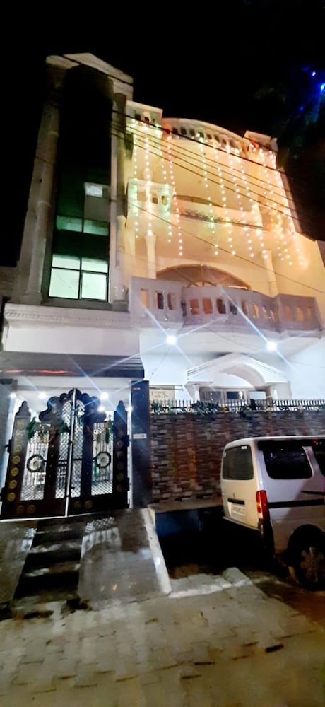 Lord Krishna Home Stay Mathura