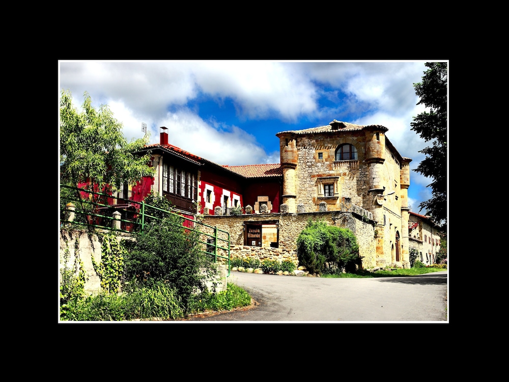 Hotel Palacio de los Alvarado