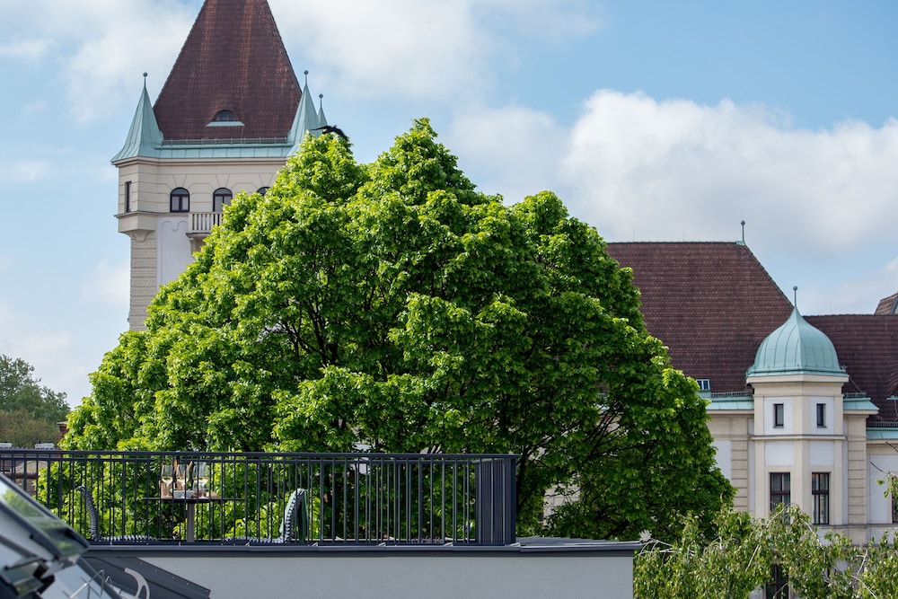 EST Residence Schoenbrunn Vienna - contactless check-in