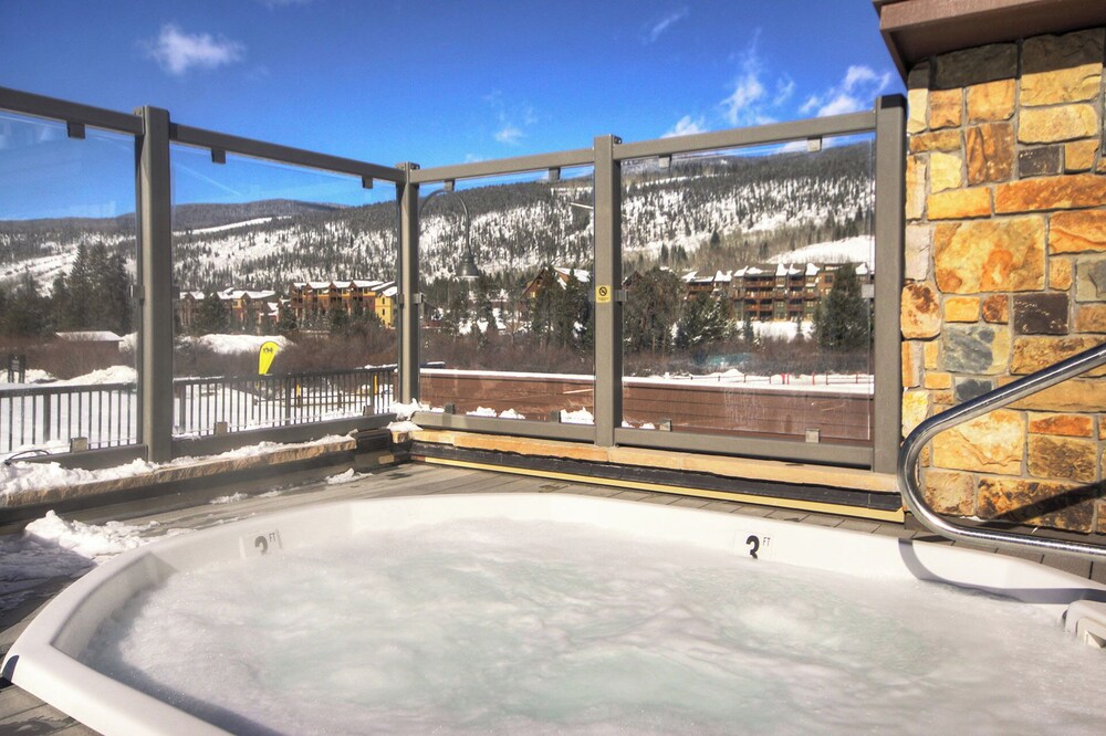 Keystone Ski Resort CO - Slopeside Lodging