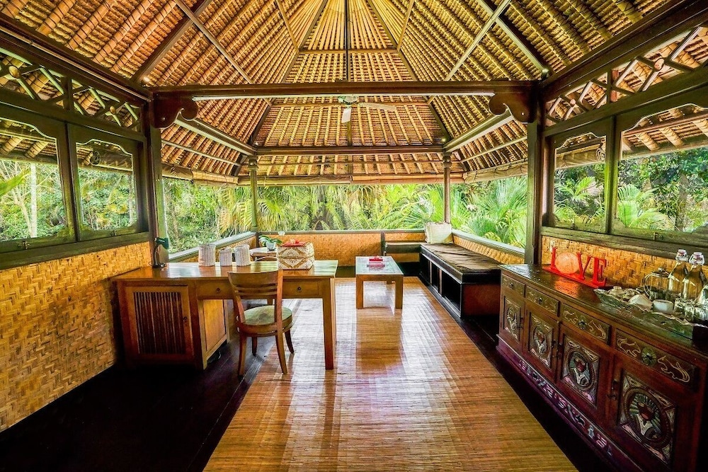 Villa Beji Indah