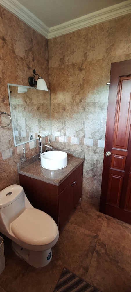 La Rivera Chamba view 5