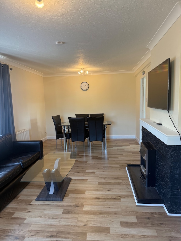 Seaside Charm at Winifred Crescent