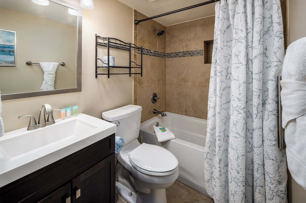 Gulfside 302 by Brooks and Shorey Resorts