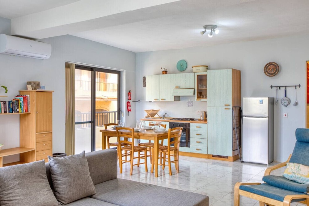 Gozo Escape With Balcony BBQ Peaceful Views
