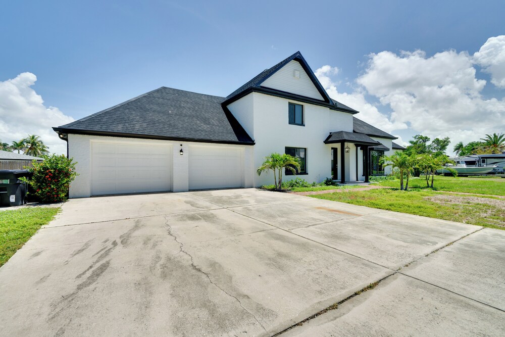 7 Mi Fort Myers Beach: Luxe 'mai Tai Villa'