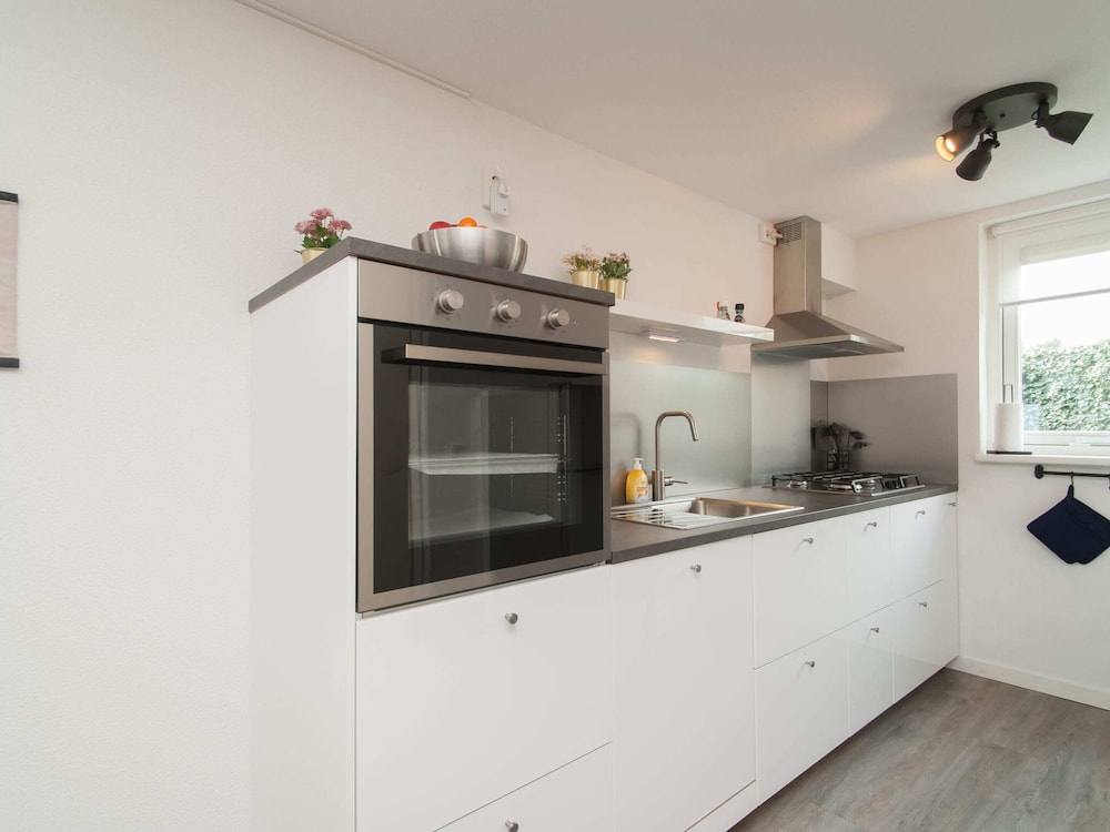 Nice House with Large Garden in Noordwijk near Sea