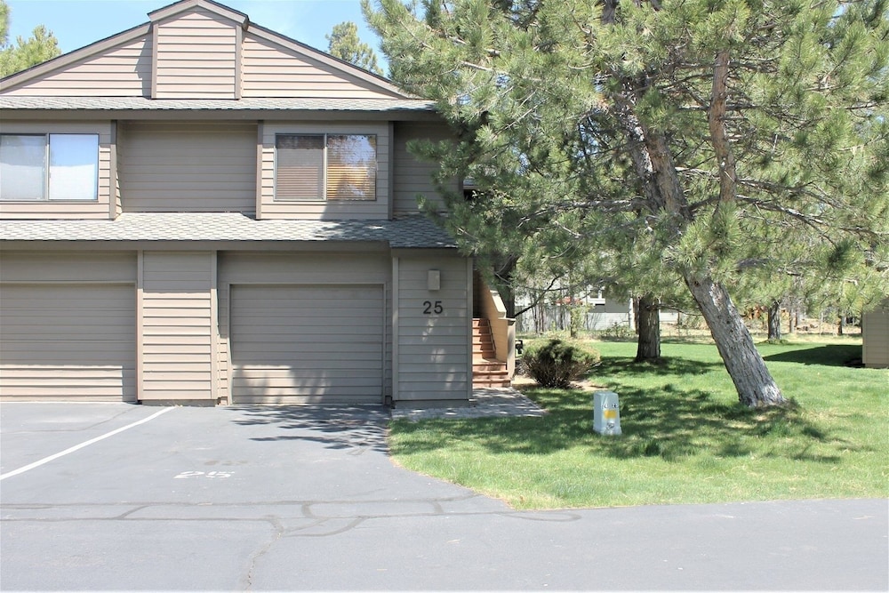 Fairway Village 25 3 Bedroom Home