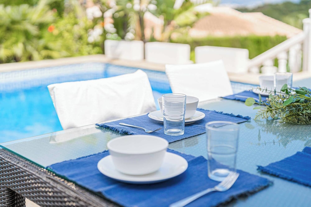 Villa Montgo View