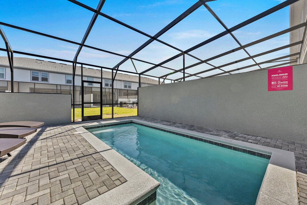 16049 Blue Wave Way