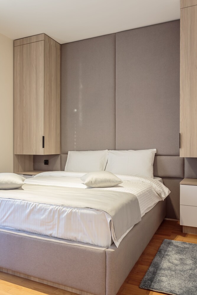 Apartments Mala Laguna view 3