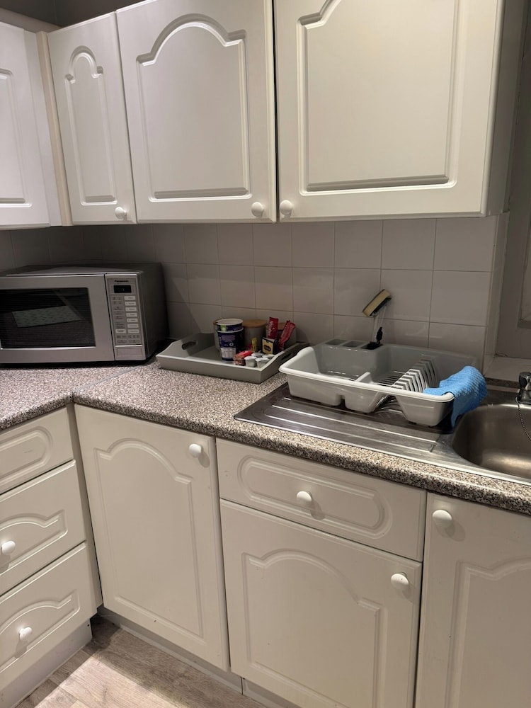 2 Guests - Free Parking - 6min to Derbion Centre