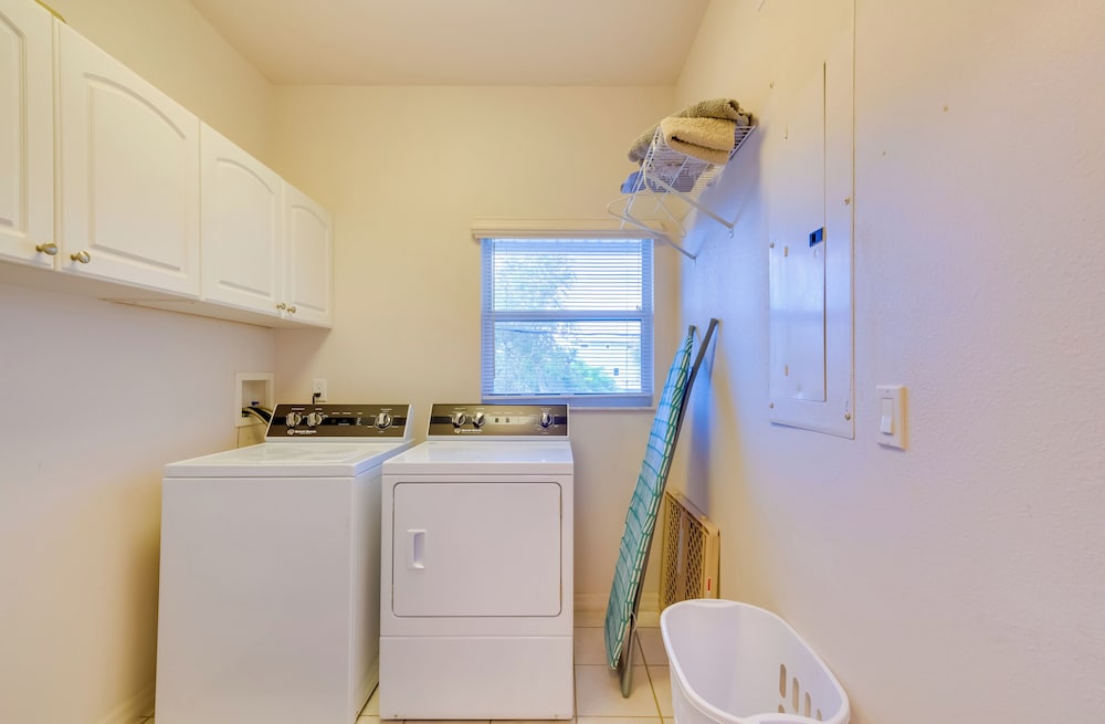 Weeki Wachee River Home on Main River by Park!