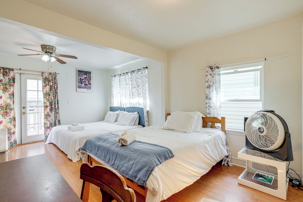 Oakland Group Retreat: Historic Home Near Downtown