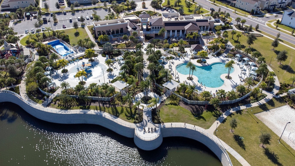 Spacious 7Bd Next to Clubhouse at Solara Resort