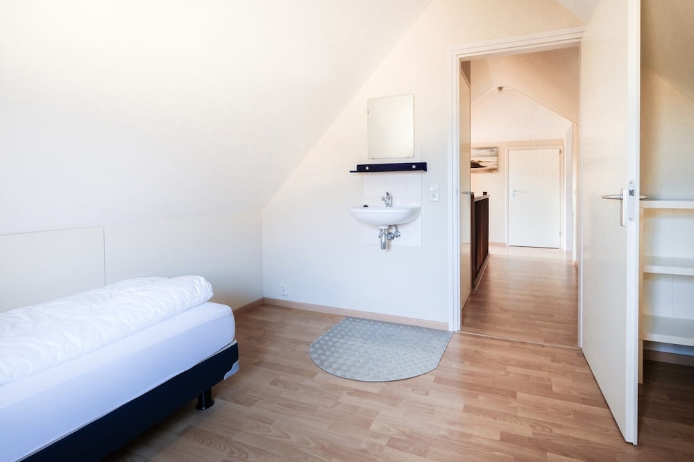 Pleasant Villa Near sea and Beach