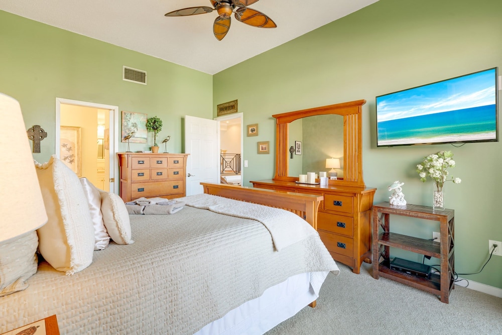 Upgraded Lake House Condo 1min To Siesta Key Beach