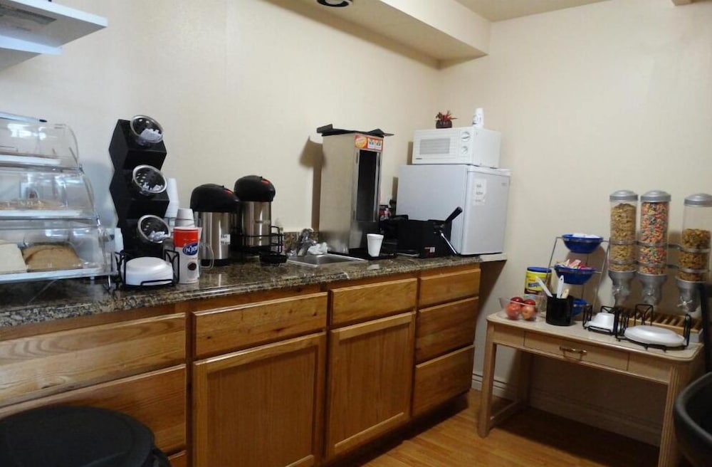 Budget Motel