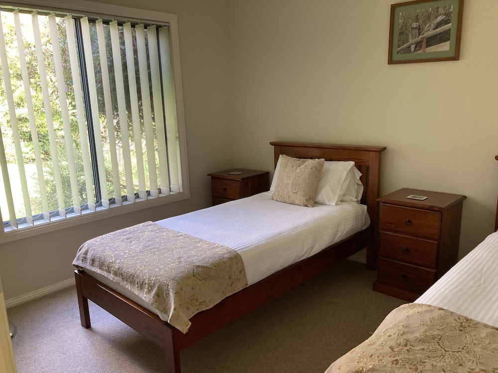 Clarendon Chalets
