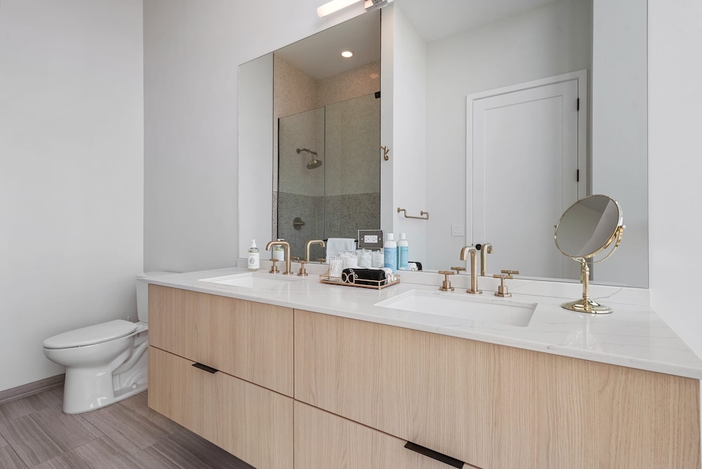 3 Top Notch Penthouses Ideal for Large Groups