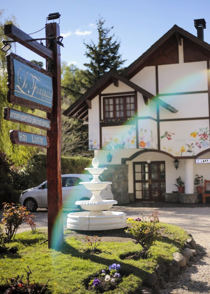 La Fontaine Apart y Hotel
