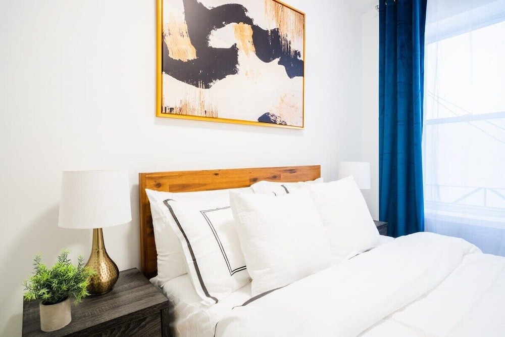 1435 UES Apartment