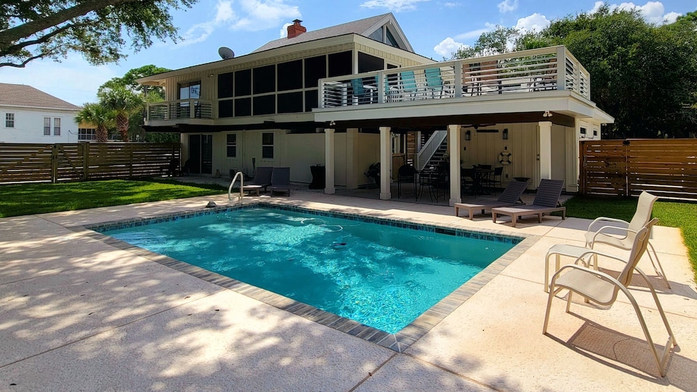 6 7th Street by Tybee Vacation Rentals