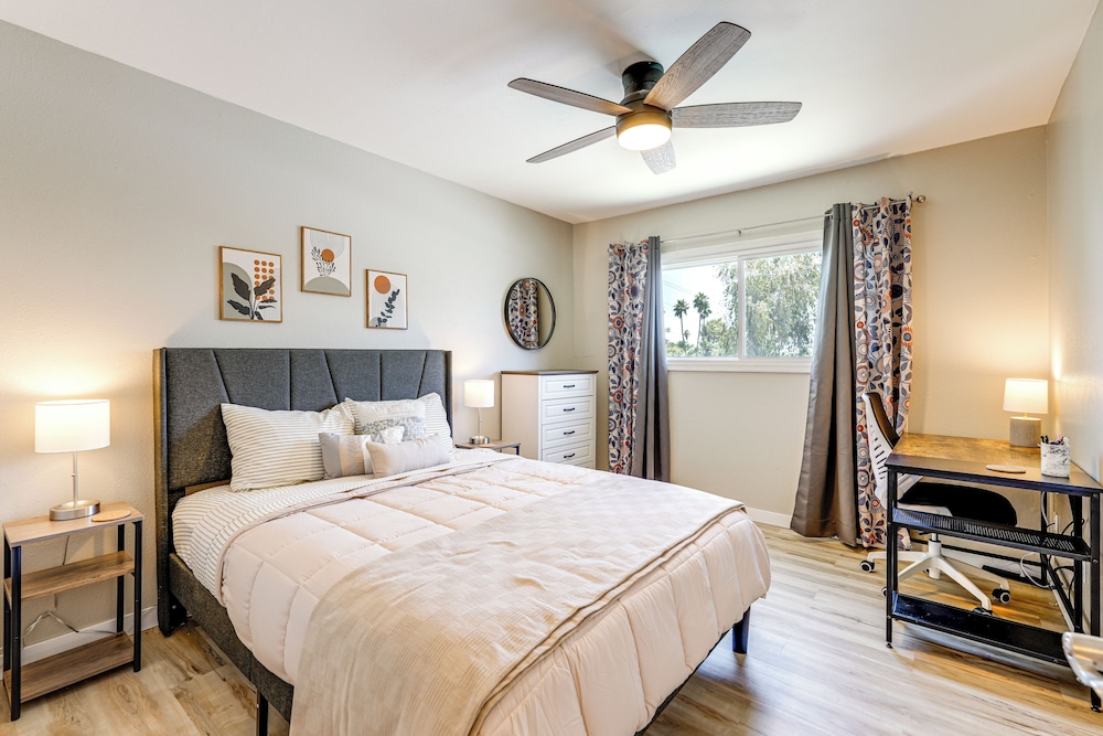 2 Mi to Old Town Scottsdale: Unit w/ Fenced Yard!