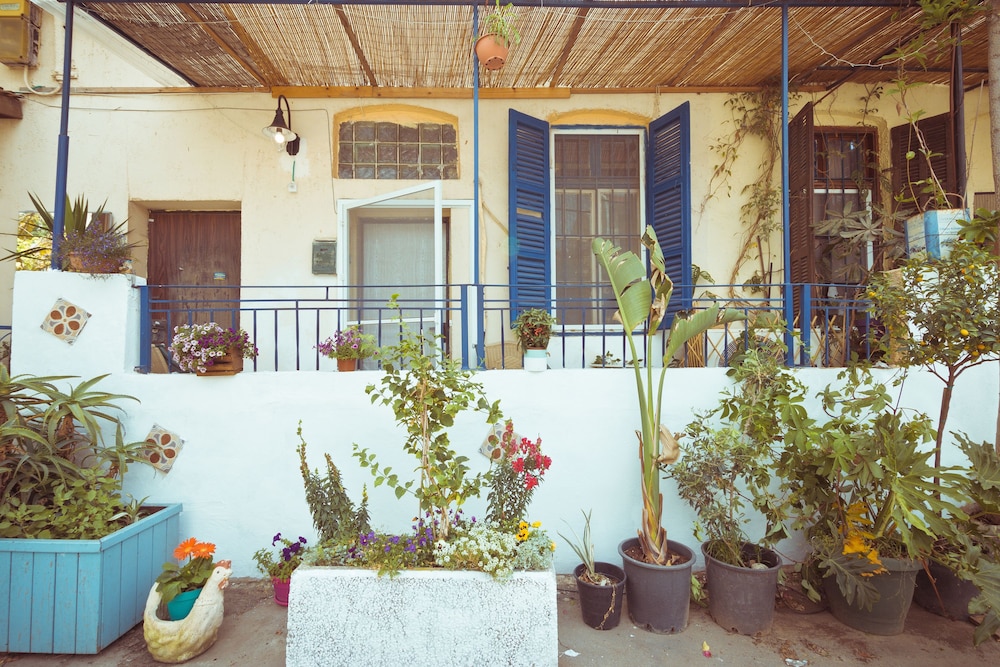 Gorgeous Apt in Neve Tzedek with Parking
