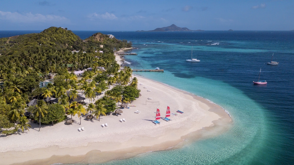 Palm Island Resort & Spa