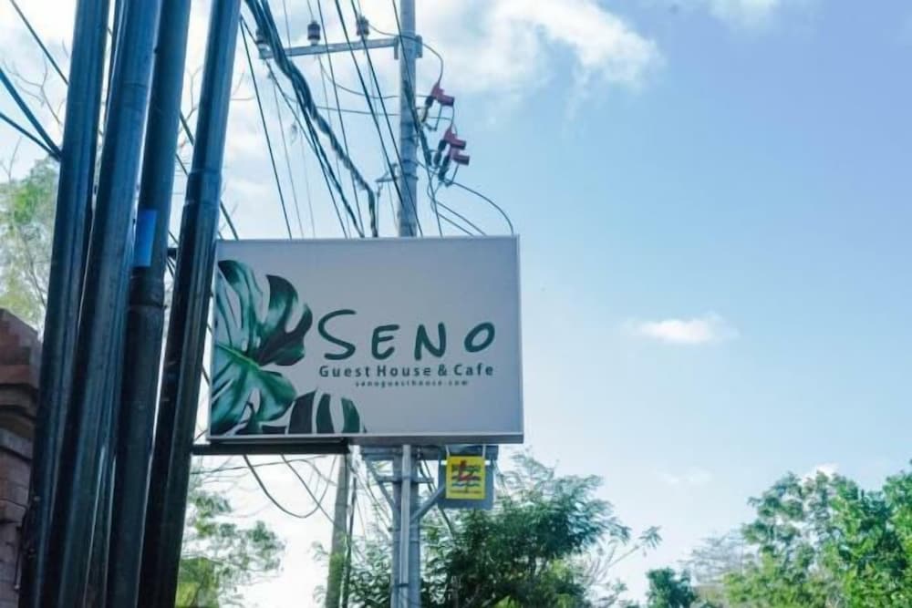 Seno Guesthouse & Cafe