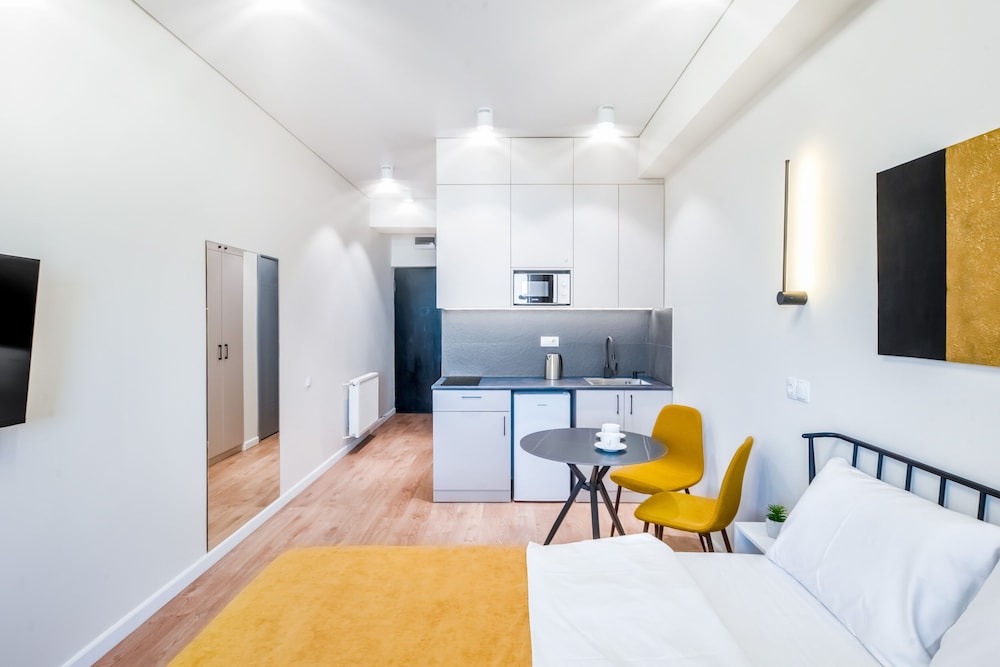HB apartments University