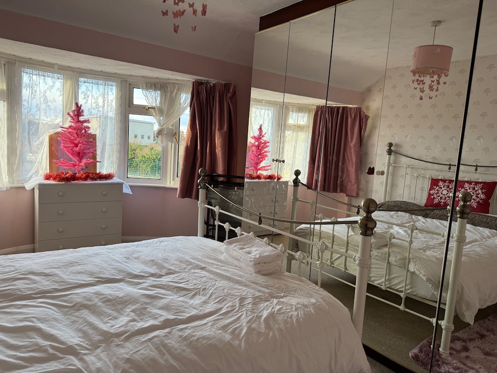 Oxford - Villa - Sleeps 8 - Garden - Parking