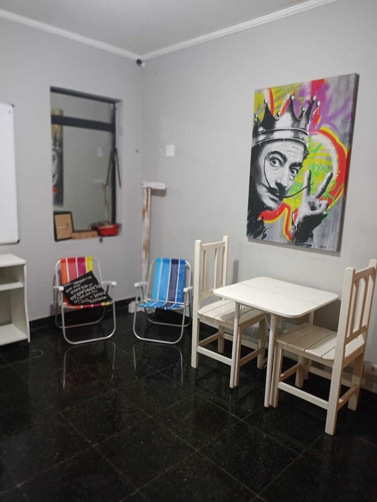 Hospedaria Casa 373
