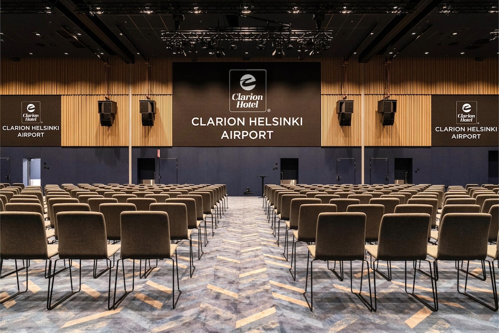 Vantaa Vacations - Clarion Hotel Helsinki Airport - Property Image 16