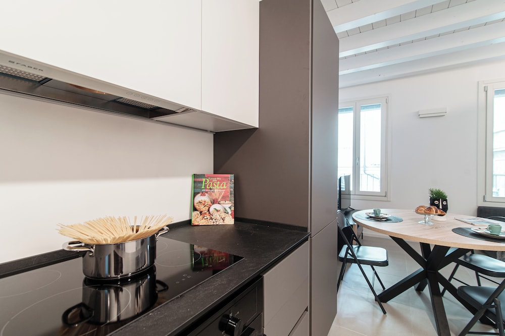 Suite JOIVY Lake 11