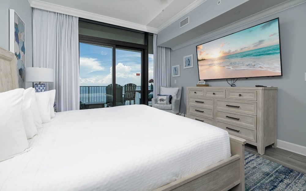 Phoenix Gulf Shores Ii 1002 3 Bedroom Condo