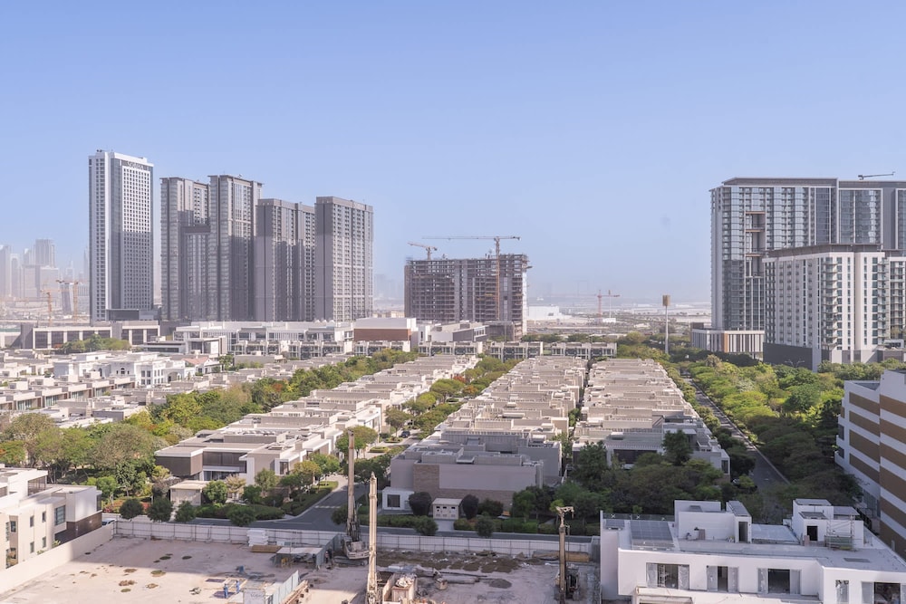 Eye-catching 1 Bedroom in Azizi Riviera