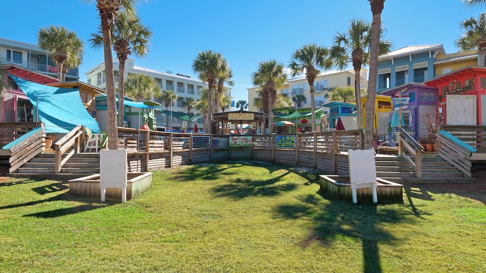 5BR Home w/ Private Heated Pool, Golf Cart, 4 Bikes, Near 30a!