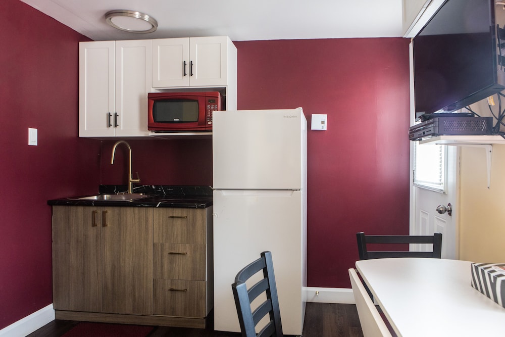 Trois-rivieres Vacations - Auberge Motel La Reference - Property Image 2