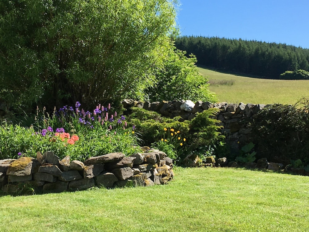 Errichel House and Cottages