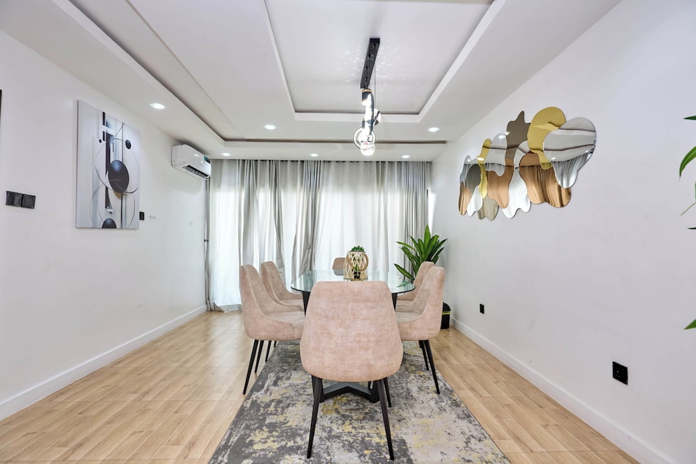 TOP LOFT 3 BED PENTHOUSE APARTMENT
