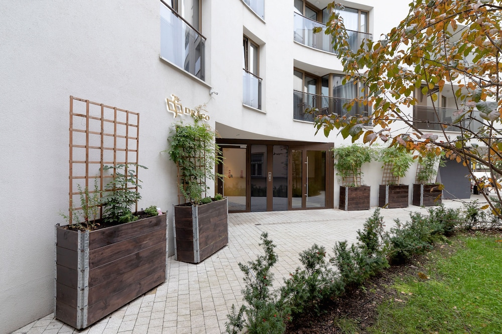 Cracow Apartment by Renters Prestige