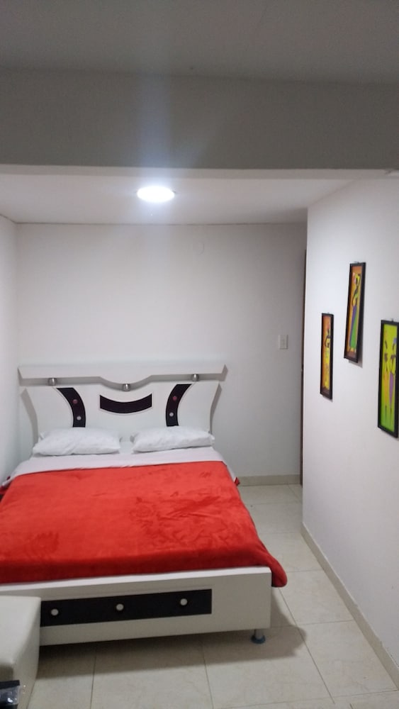 Hotel Los Angeles - Image 1