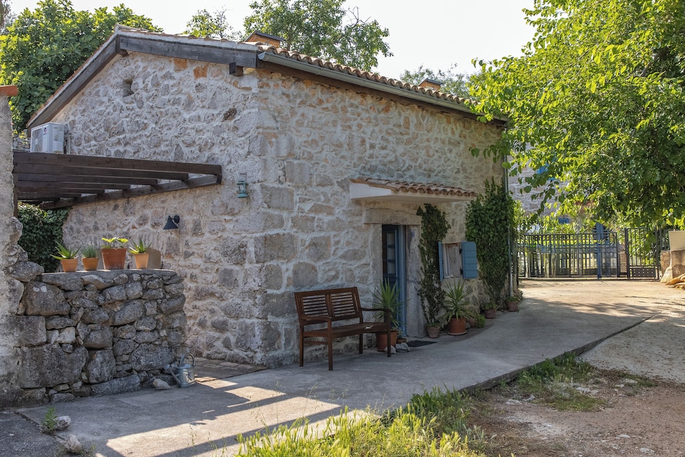 La Rocca Duo - Hidden In Istria