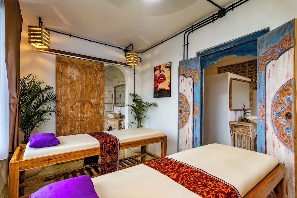 Akhsaya Villa, Sacred Wellness Retreat by Dhananjaya Hospitality